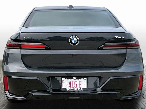 Used 2024 BMW 740i xDrive w/ Executive Package AWD/4WD image 7