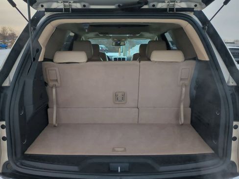 Used 2012 GMC Acadia SLT image 36