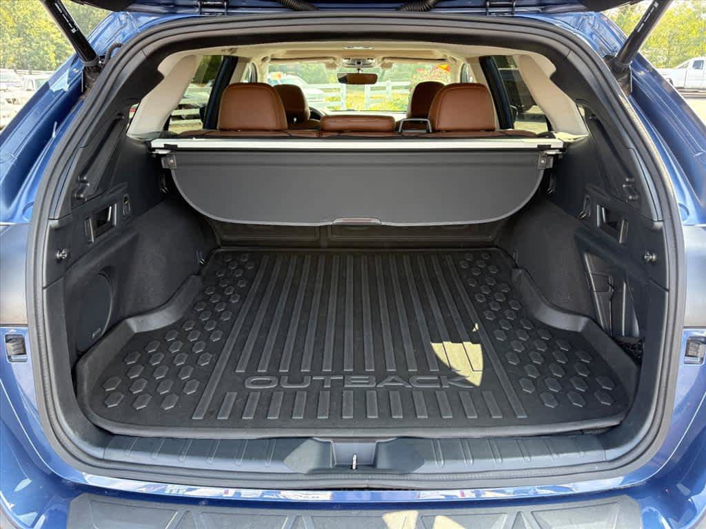 Used 2020 Subaru Outback Touring XT AWD/4WD image 29