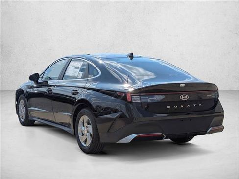 New 2026 Hyundai Sonata SE FWD image 9