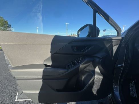 Used 2025 Subaru Crosstrek 2.5i Sport image 21