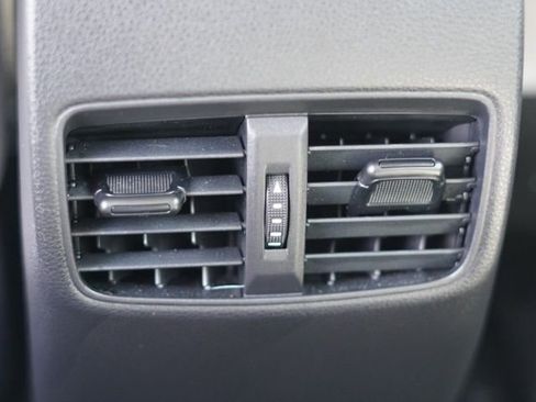 Used 2026 Toyota Corolla Cross L image 30