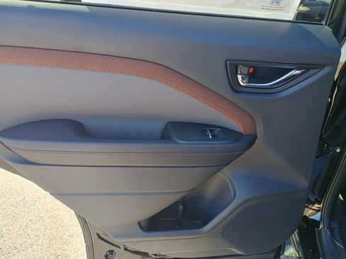 New 2025 Subaru Forester Sport image 12