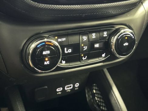 Used 2023 Chevrolet TrailBlazer LT w/ Convenience Package AWD/4WD image 19