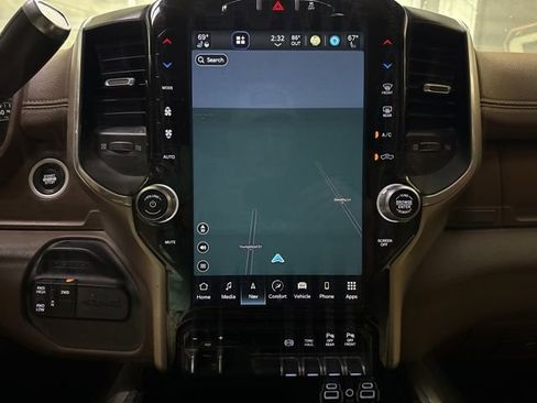 Used 2022 RAM 2500 Laramie image 9