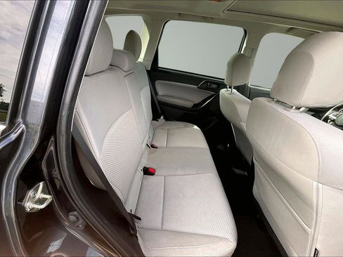 Used 2018 Subaru Forester 2.5i Premium AWD/4WD image 27