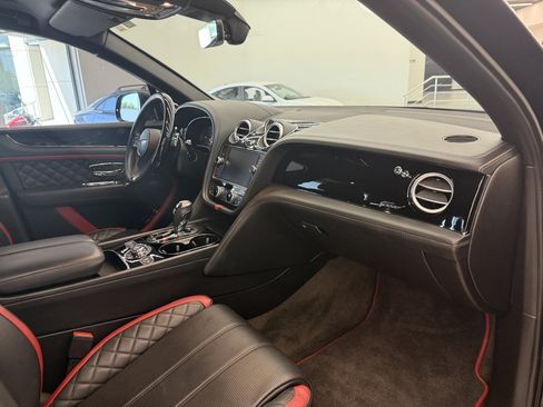 Used 2020 Bentley Bentayga Speed AWD/4WD image 22