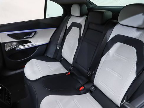 New 2026 Mercedes-Benz E 53 AMG e 4MATIC Sedan image 11