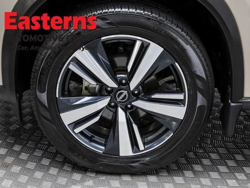 Used 2022 Nissan Rogue SL w/ SL Premium Package image 82