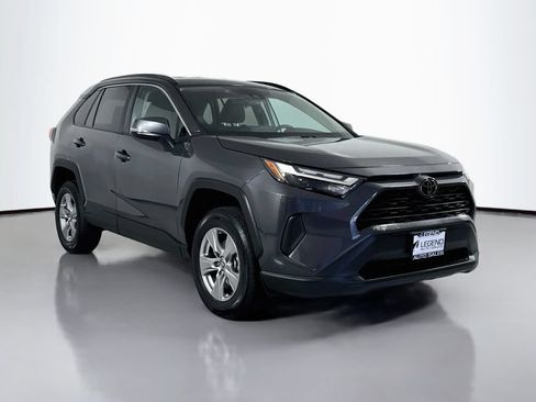 Used 2025 Toyota RAV4 XLE FWD image 4