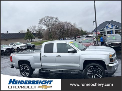 Used 2019 Chevrolet Silverado 1500 LT w/ LPO, Black Pack image 6