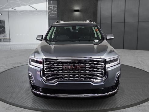 Used 2020 GMC Acadia Denali w/ Trailering Package FWD image 2