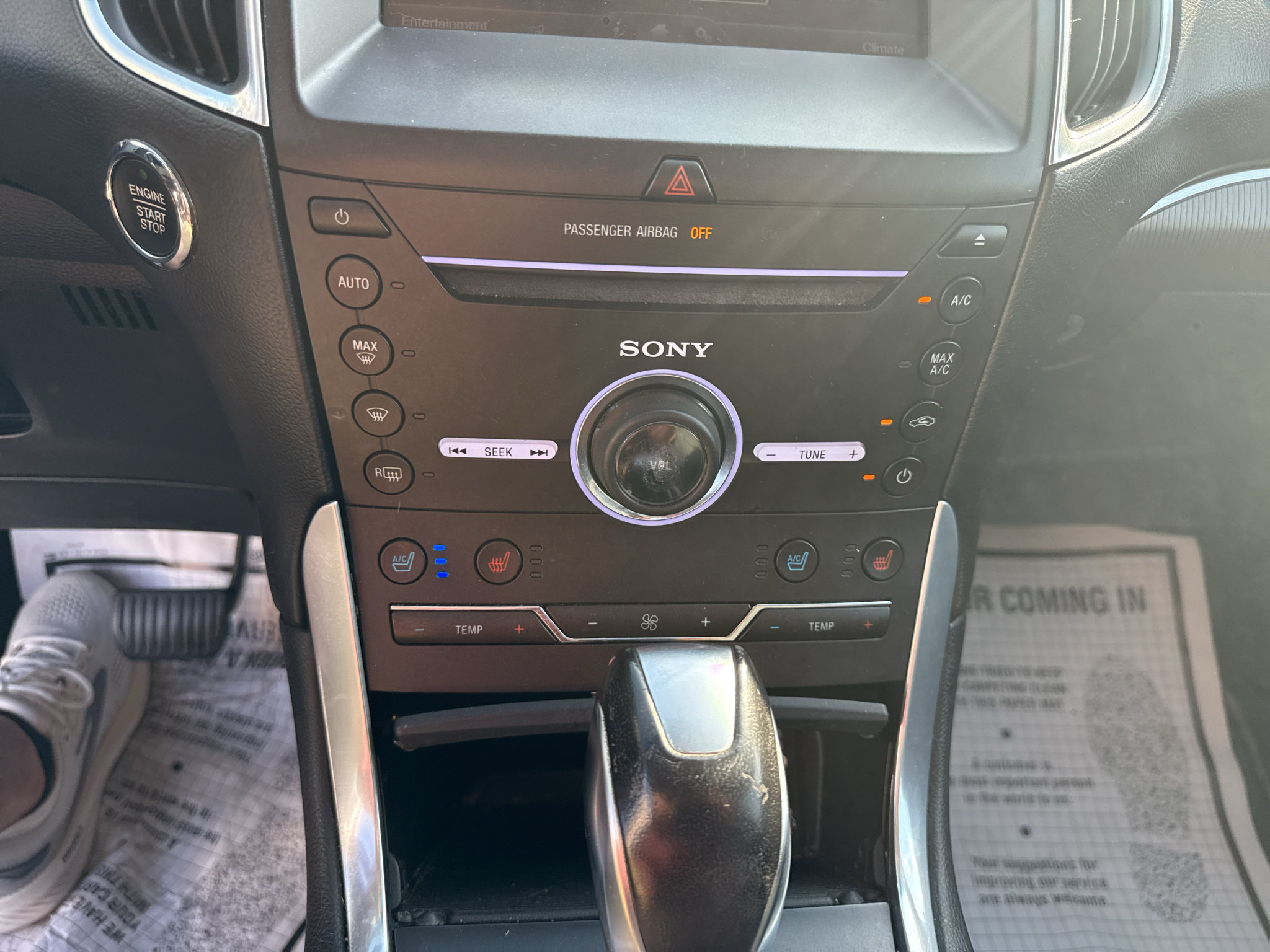 Used 2015 Ford Edge Titanium w/ Equipment Group 301A AWD/4WD image 28