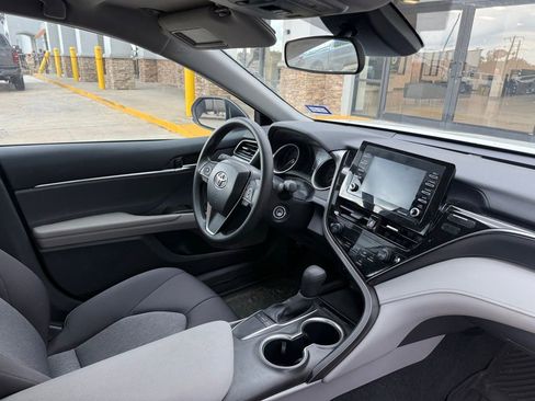 Used 2024 Toyota Camry LE FWD image 10