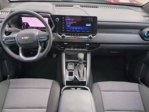 Certified 2025 Chevrolet Colorado W/T w/ Advanced Trailering Package image 16