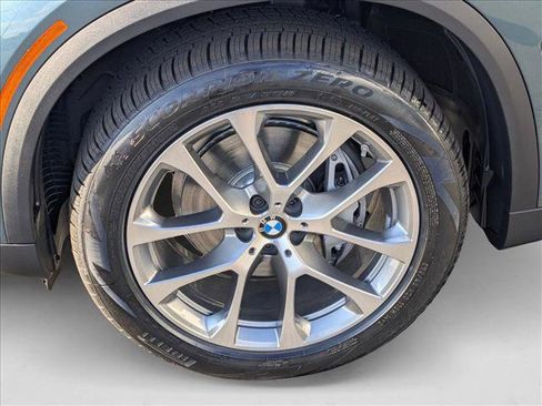 Used 2026 BMW X5 xDrive40i image 9