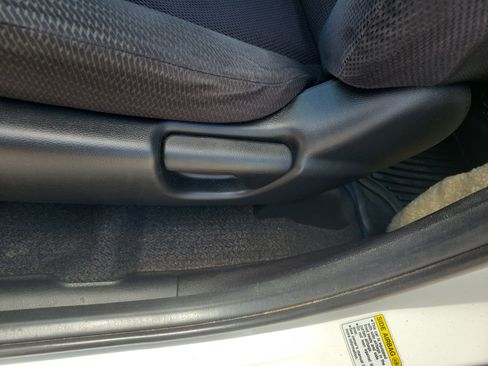 Used 2013 Honda Fit Sport image 22