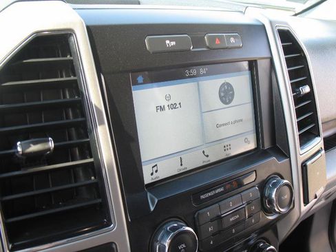 Used 2018 Ford F150 Lariat AWD/4WD image 38