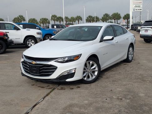 Used 2022 Chevrolet Malibu LT w/ LPO, Floor Liner Package image 2