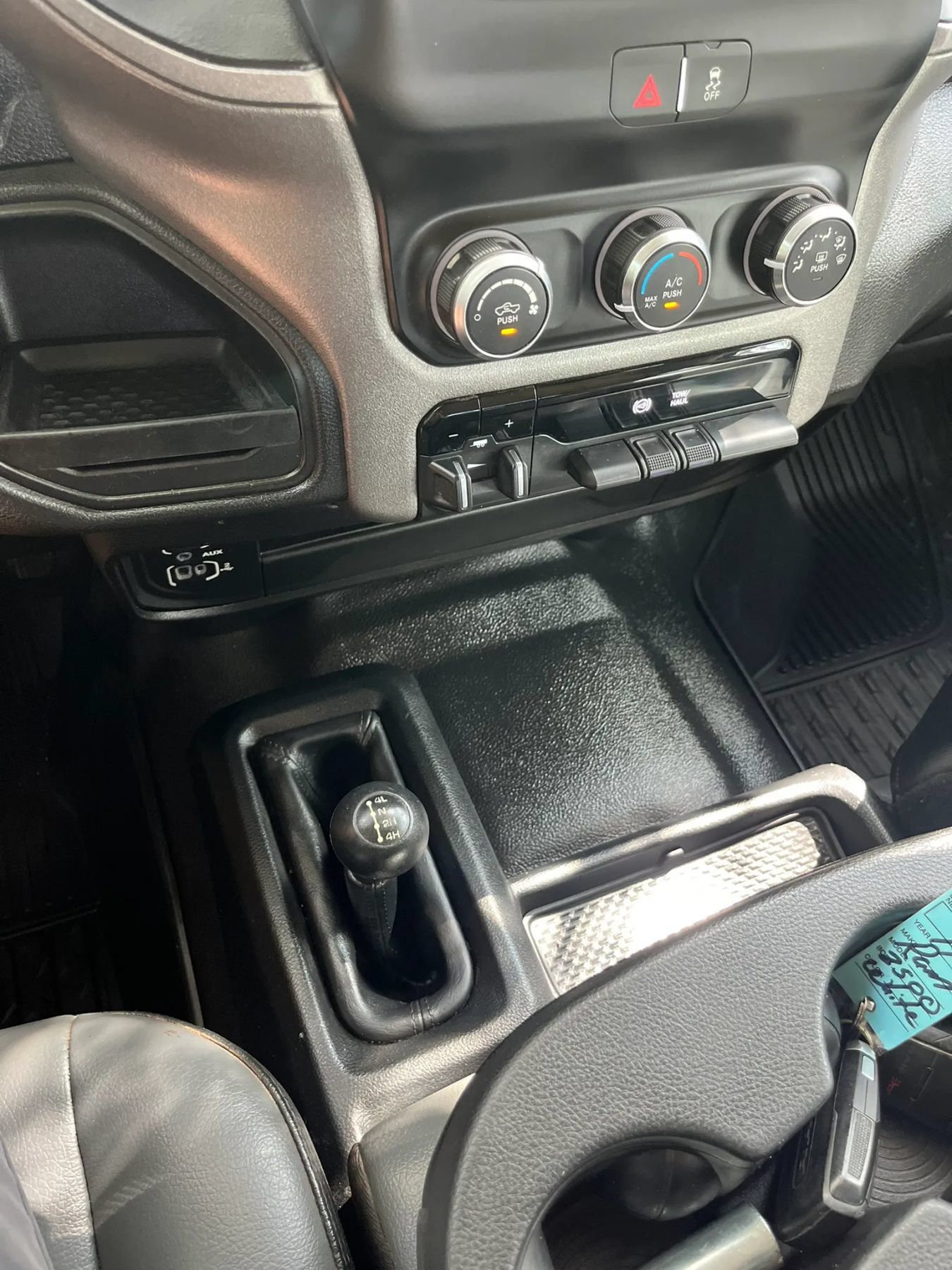 Used 2019 RAM 2500 Tradesman w/ Chrome Appearance Group AWD/4WD image 17