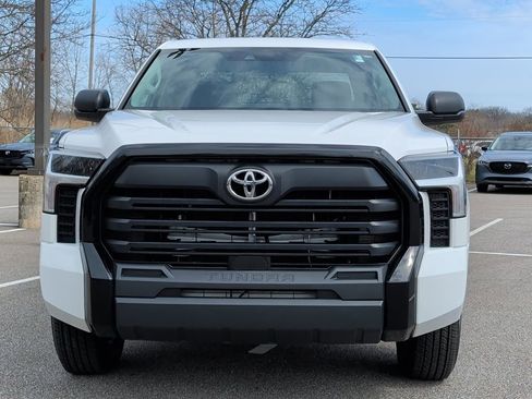 Used 2023 Toyota Tundra SR AWD/4WD image 12
