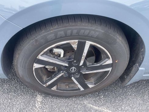 Used 2024 Nissan Sentra SV w/ All-Weather Package FWD image 9