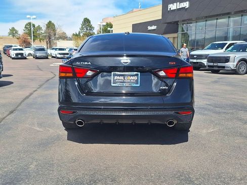 Used 2024 Nissan Altima 2.5 SR w/ SR Premium Package image 4