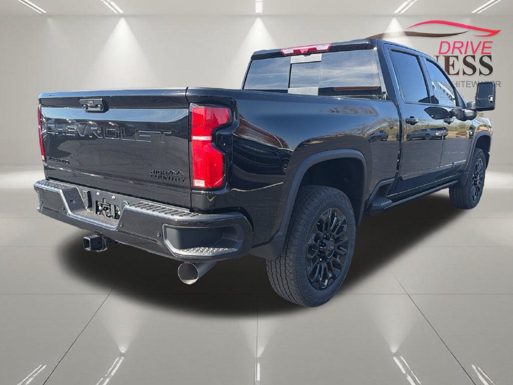 Used 2025 Chevrolet Silverado 2500 High Country w/ Midnight Edition AWD/4WD image 8