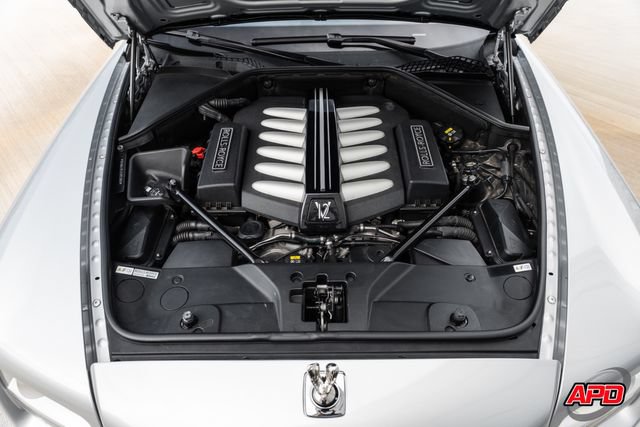 Used 2014 Rolls-Royce Ghost RWD image 86