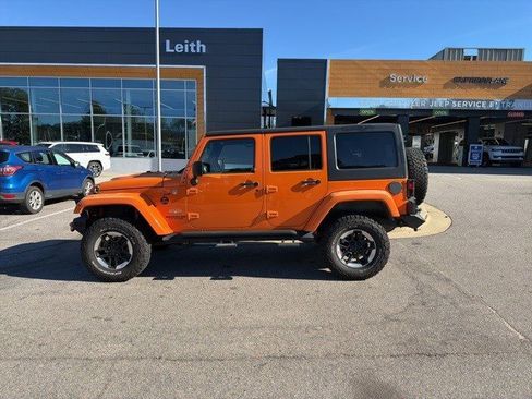 Used 2013 Jeep Wrangler Unlimited Sahara w/ Dual Top Group image 2