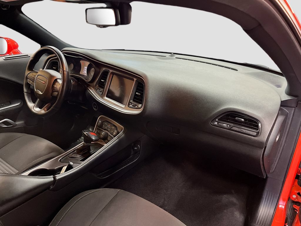 Used 2022 Dodge Challenger GT w/ Driver Convenience Group AWD/4WD image 29