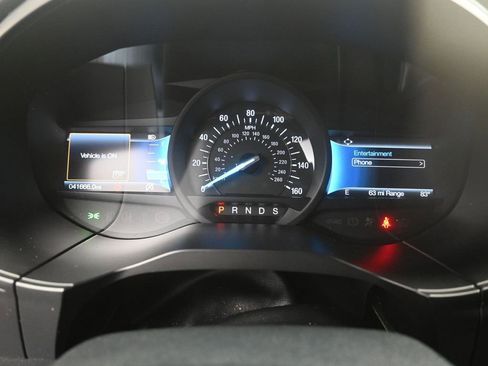 Used 2023 Ford Edge SE image 6