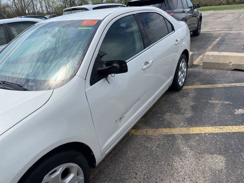 Used 2011 Ford Fusion SE image 6
