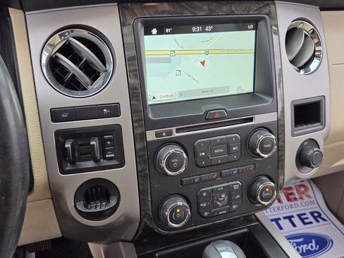 Used 2017 Ford Expedition Limited w/ Equipment Group 301A image 20