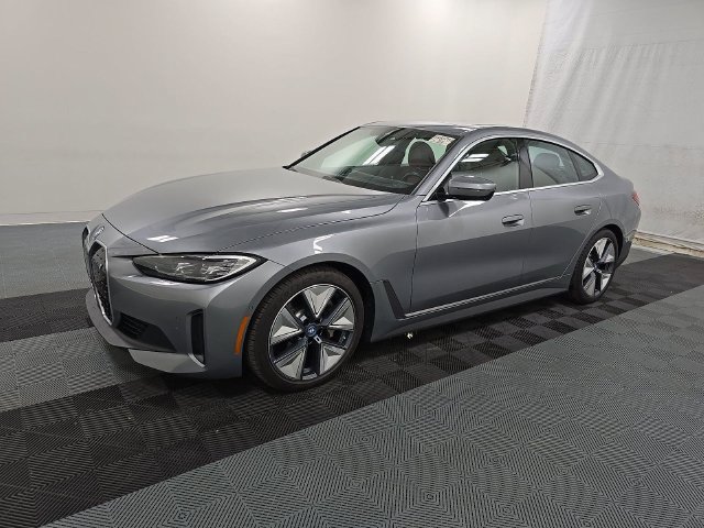 Used 2024 BMW i4 eDrive40 w/ Premium Package RWD image 3