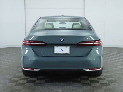 Certified 2025 BMW 530i w/ Premium Package image 7