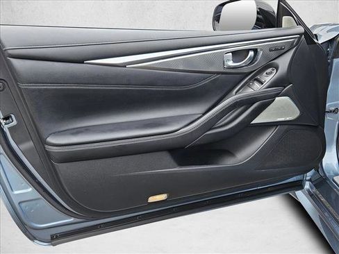 Used 2017 INFINITI Q60 w/ Premium Plus Package 3.0T image 10