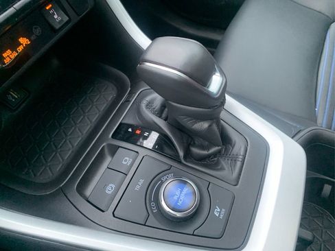 Used 2024 Toyota RAV4 XSE image 24