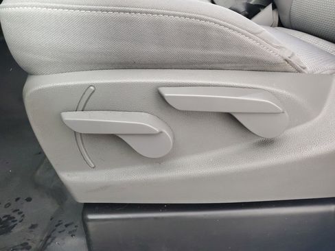 Used 2019 Chevrolet Silverado 1500 Custom image 27