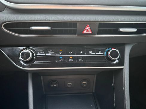 Used 2021 Hyundai Sonata SE FWD image 24