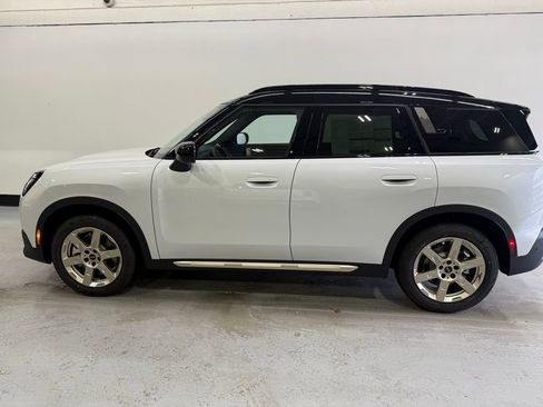 Certified 2025 MINI Cooper Countryman S w/ Comfort Package Max image 2