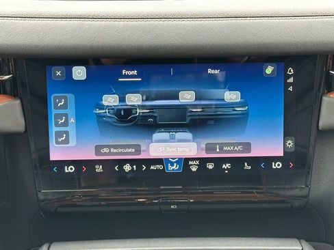 New 2025 Lincoln Navigator Black Label AWD/4WD image 15