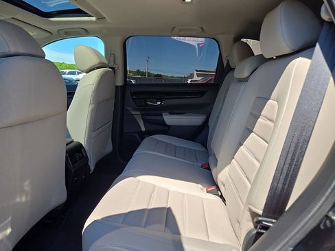 Used 2025 Honda CR-V EX-L image 11
