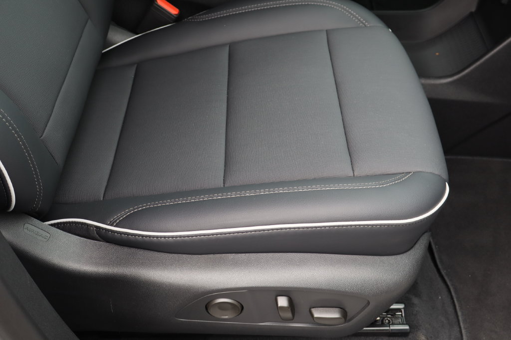 Certified 2026 Buick Enclave Preferred FWD image 33