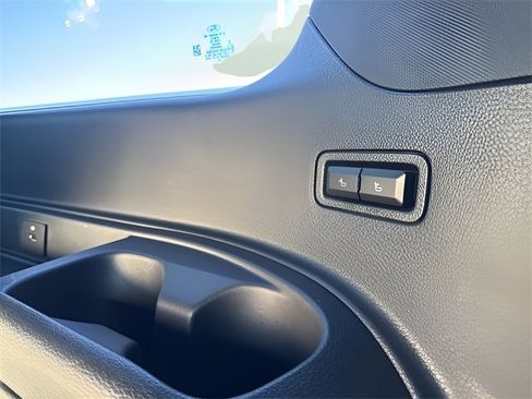 Used 2021 Ford Expedition Limited image 33