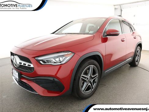 Used 2022 Mercedes-Benz GLA 250 4MATIC image 1