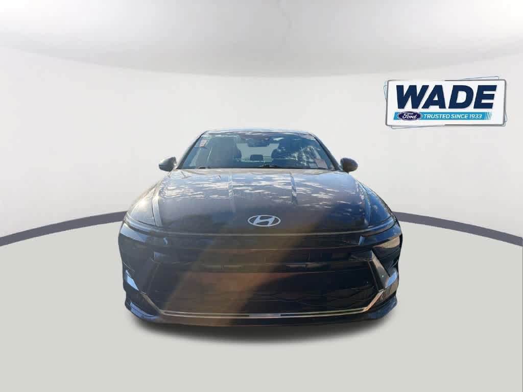Used 2024 Hyundai Sonata SEL FWD image 2