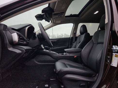 Used 2025 Subaru Outback Touring XT image 13