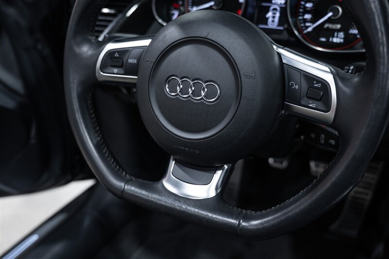 Used 2012 Audi R8 V10 AWD/4WD image 47