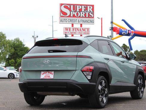 Used 2025 Hyundai Kona SEL FWD image 4